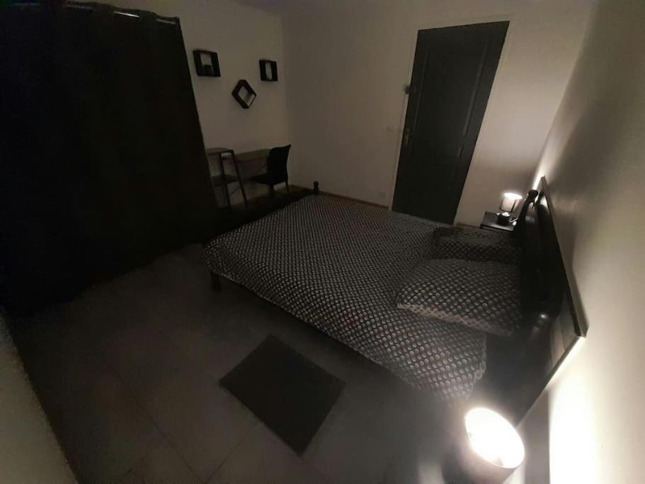 Appartement Spacieux &Tres Calme. Spacious & Very Quiet Apartment. Carros Exterior foto